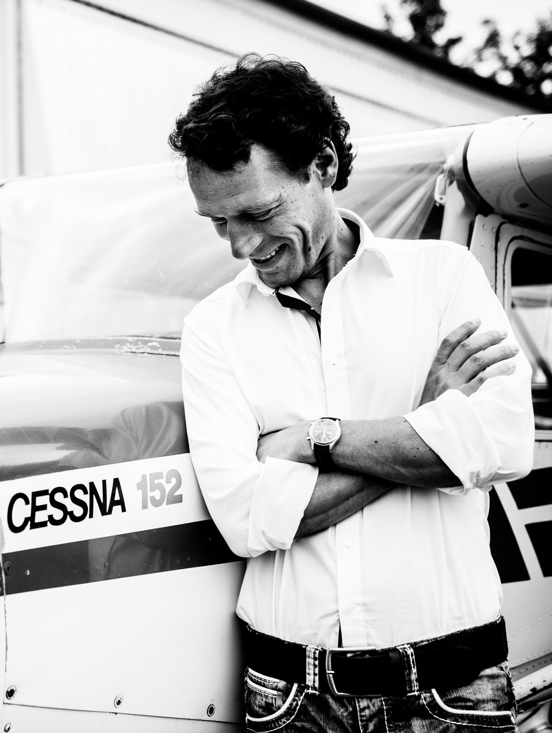 Andreas Ogger mit einer kleinen Cessna