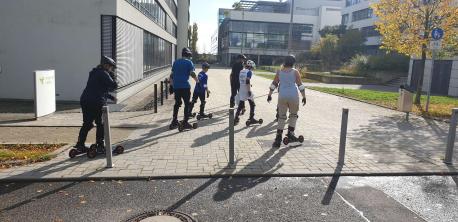 Letzter Skikekurs 2019 bei 21 Grad Letzter Skikekurs 2019 bei 21 Grad